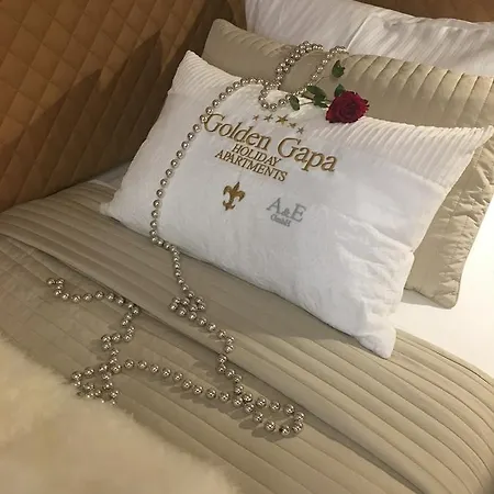 Golden Gapa Studio 19