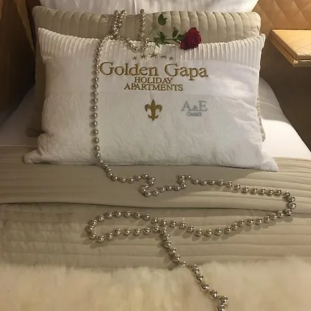 Golden Gapa Studio 19